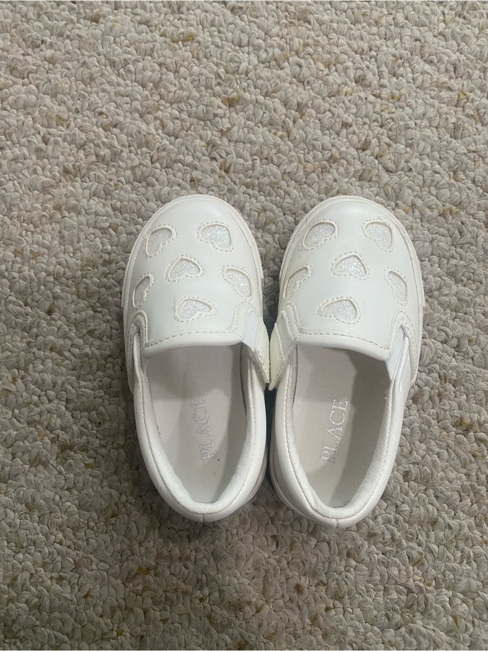 The Children's Place White Girls' Heart Slip-On Shoes. Size 6